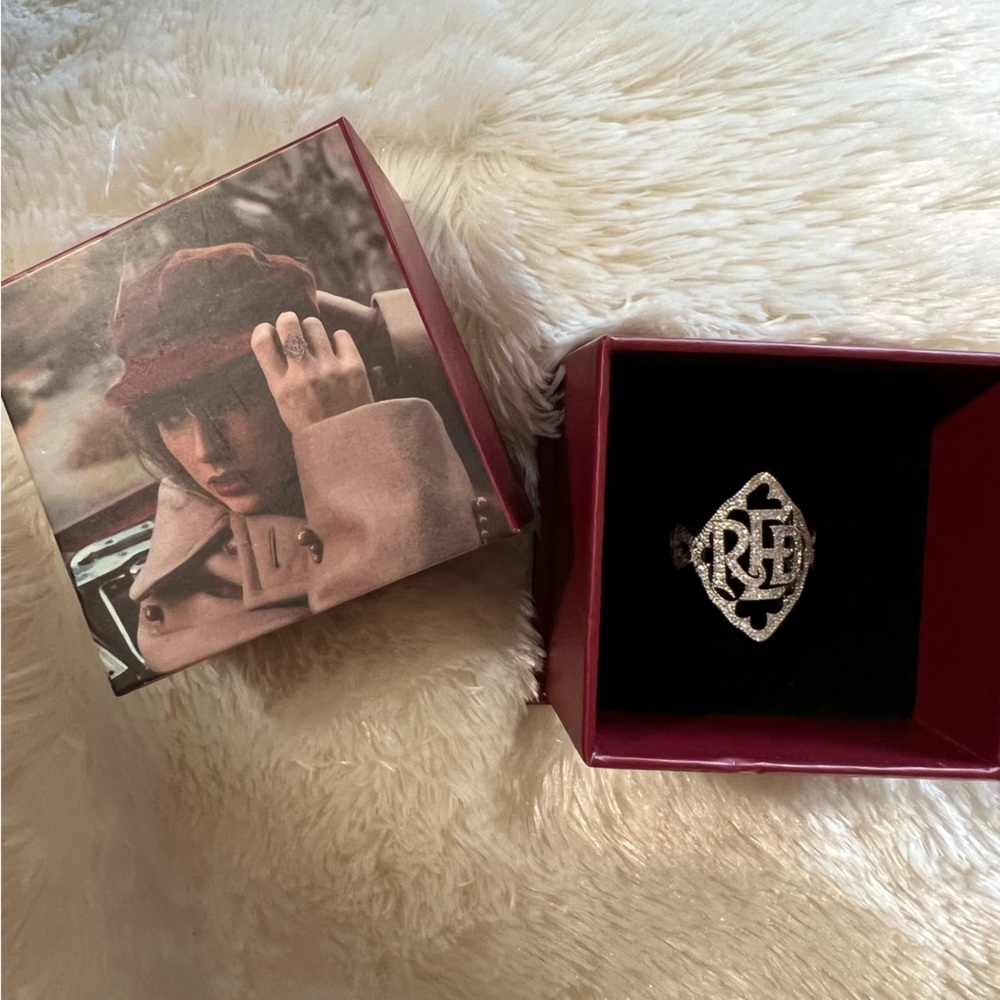 Red Taylor’s Version Album Ring